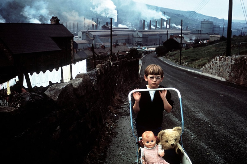Timeless Color Photos from the Most Celebrated Photographers