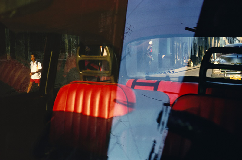 Timeless Color Photos from the Most Celebrated Photographers
