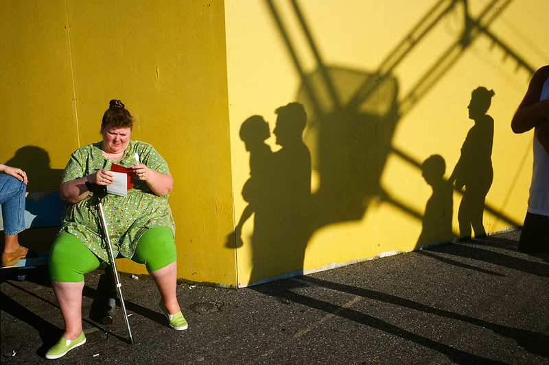 Timeless Color Photos from the Most Celebrated Photographers