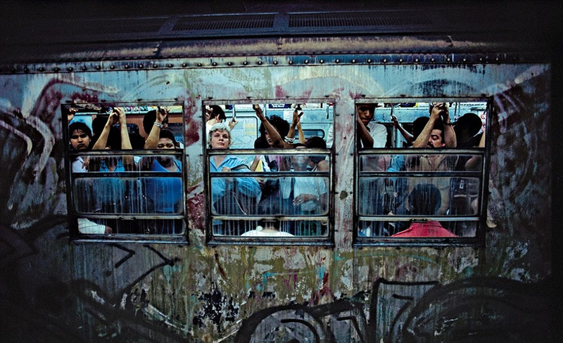 Timeless Color Photos from the Most Celebrated Photographers