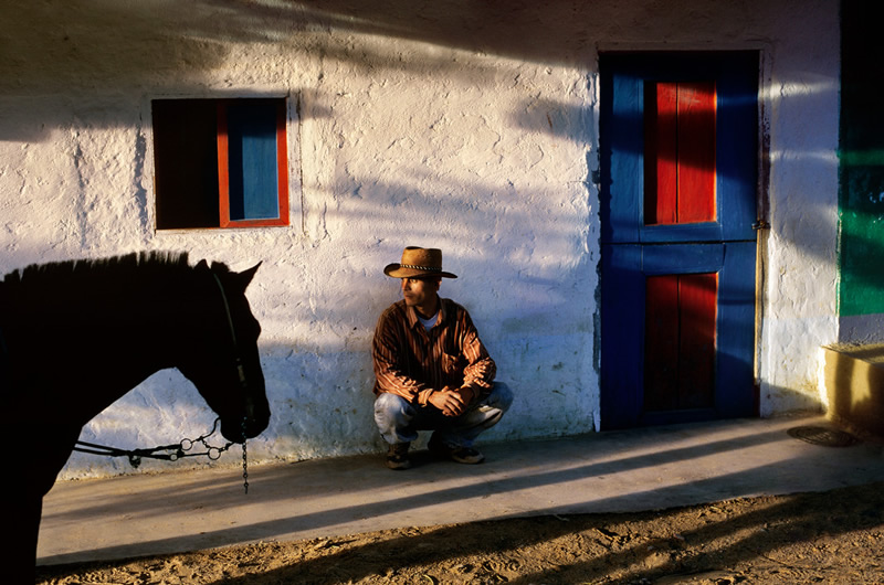 Timeless Color Photos from the Most Celebrated Photographers