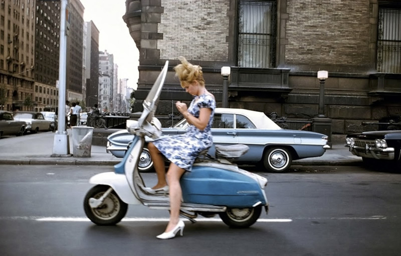 Timeless Color Photos from the Most Celebrated Photographers