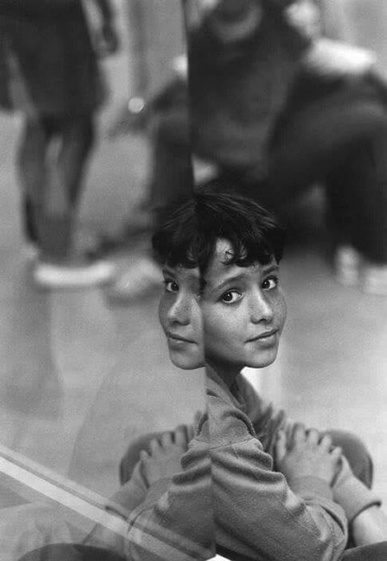 Iconic Black-and-White Photographs by Legendary Photographers
