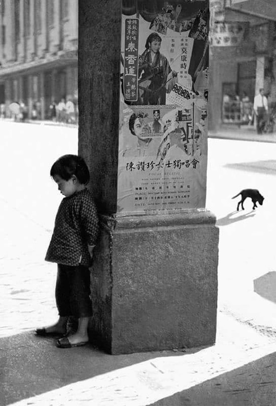 Iconic Black-and-White Photographs by Legendary Photographers