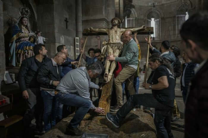 Holy Week In Spain - Photos That Look Straight Out of a Renaissance Painting