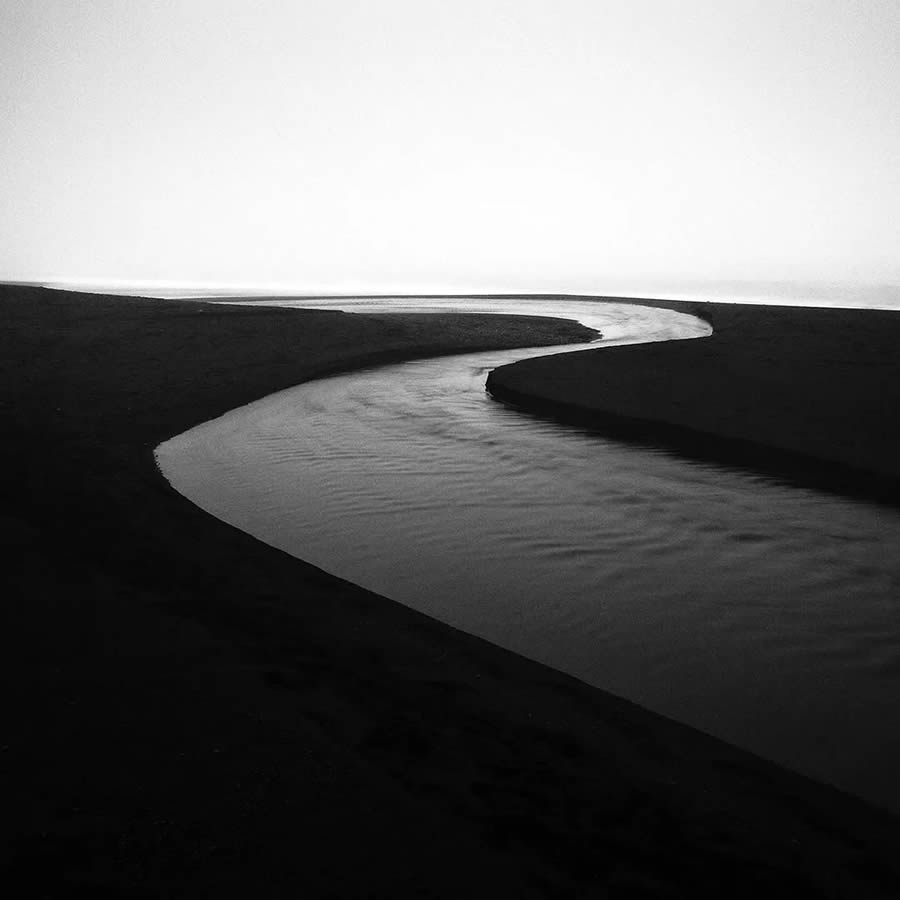 Tips for Minimalist Landscape Photography to Reveal Beauty in Simplicity