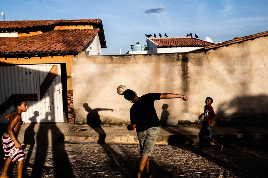 Street Photography Magic of Light and Shadow