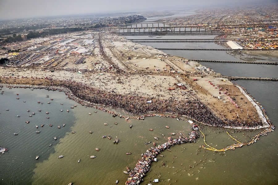 Celebrating Faith, Kumbh Mela by Vivek Singh