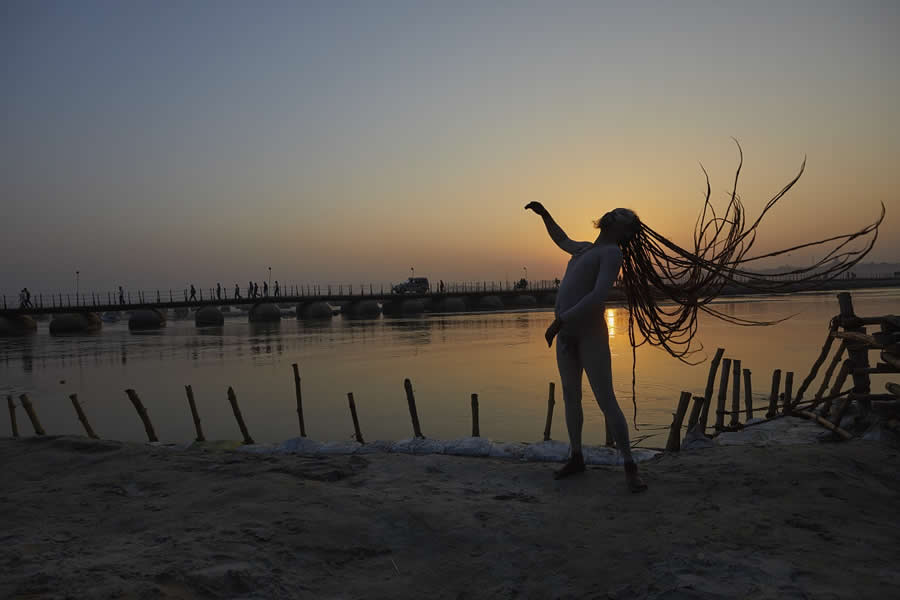 Celebrating Faith, Kumbh Mela by Vivek Singh