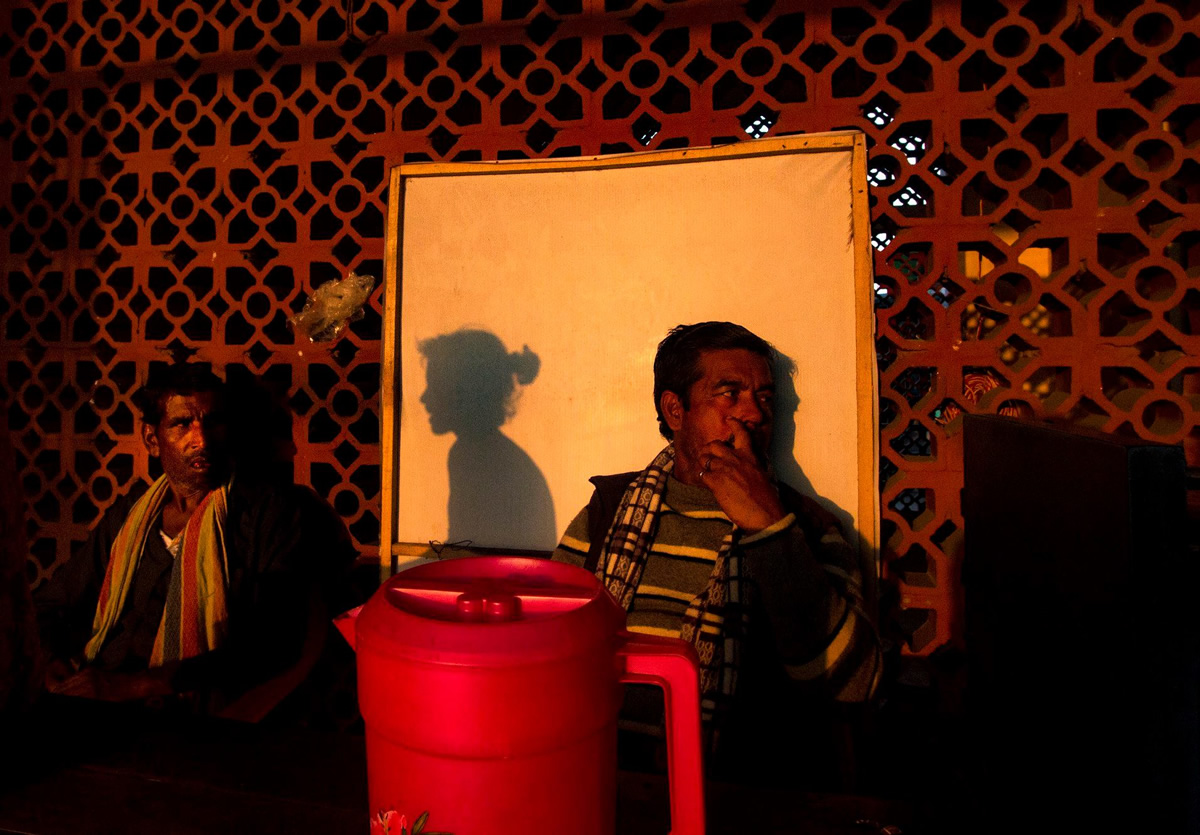 Street Photography Magic of Light and Shadow