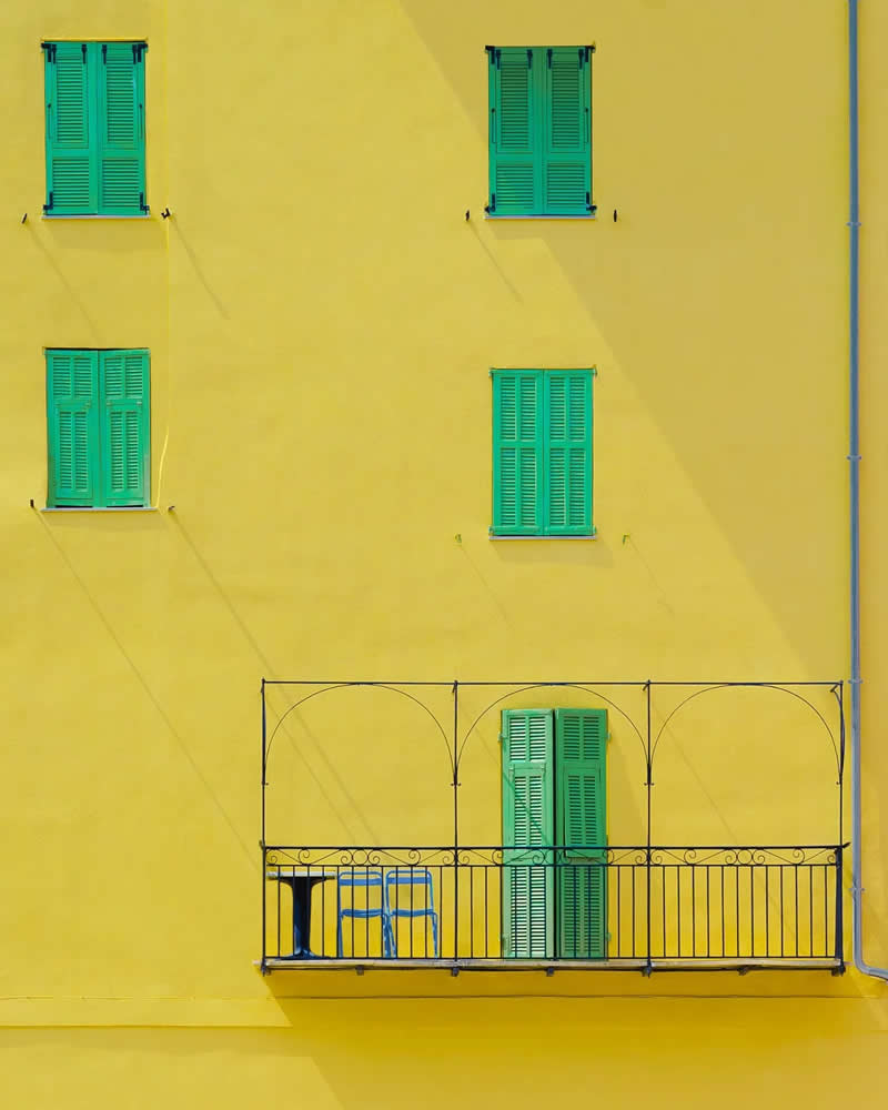Minimalist Photos That Capture the Pure Essence of Simplicity