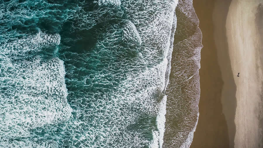 Aerial Winning Photos From The 2025 Minimalist Photography Awards