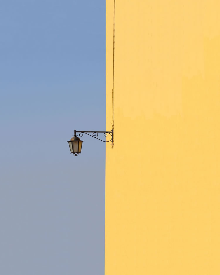Minimalist Photos That Capture the Pure Essence of Simplicity