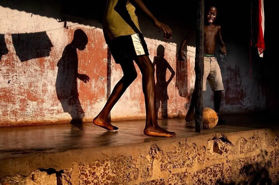 Street Photography Magic of Light and Shadow