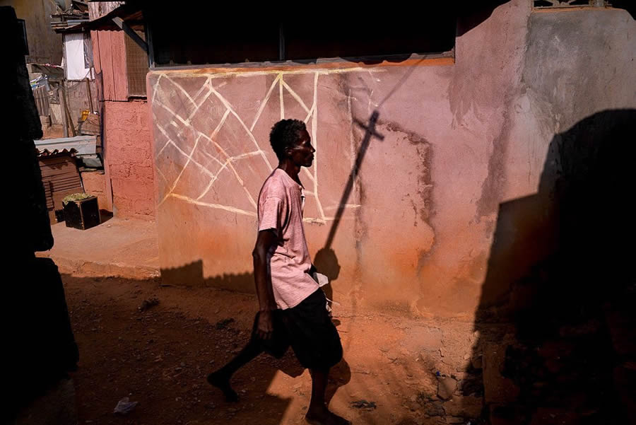 Street Photography Magic of Light and Shadow