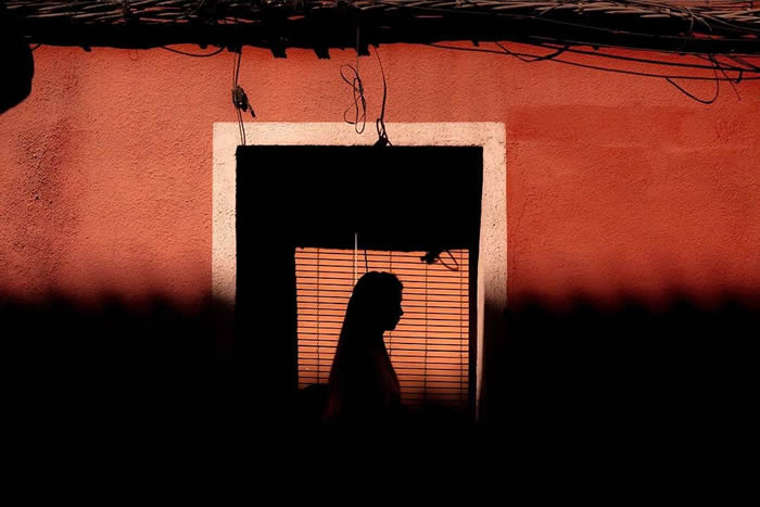 Street Photography Magic of Light and Shadow