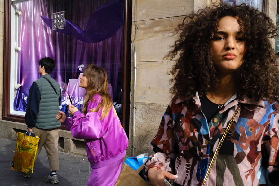 Captivating Street Photography by Meera Nerurkar