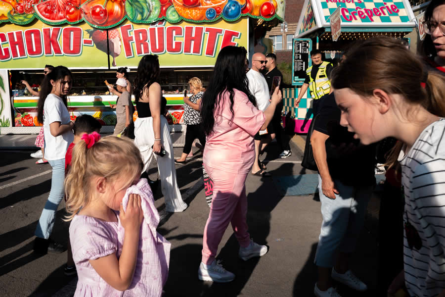 Captivating Street Photography by Meera Nerurkar