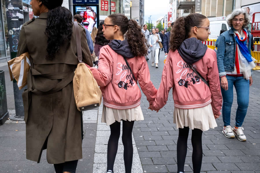 Captivating Street Photography by Meera Nerurkar